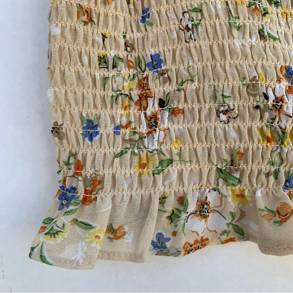 ASTR The Label Flutter Sleeve Cream Yellow Floral Smocked Top Women Size Small - Picture 10 of 16